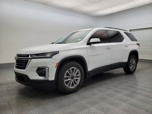 Used 2023 Chevrolet Traverse LT w/ LPO, Cargo Package image 2
