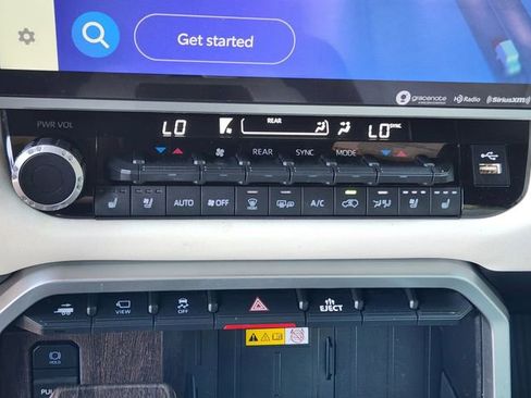 Used 2024 Toyota Sequoia Capstone AWD/4WD image 17