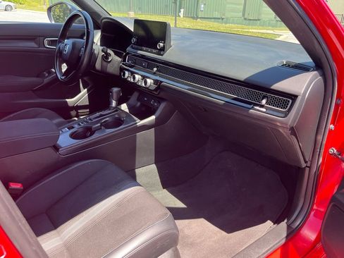 Used 2022 Honda Civic Sport image 13
