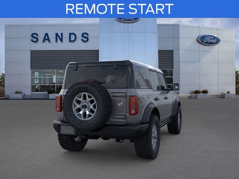New 2025 Ford Bronco Badlands image 8
