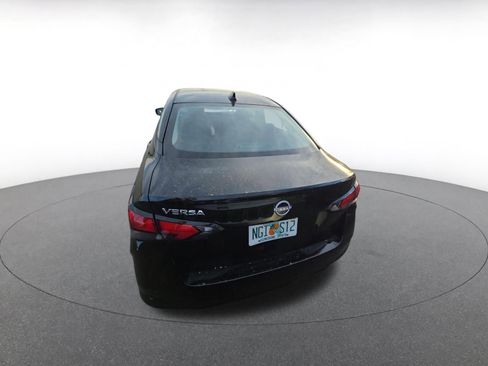 Used 2025 Nissan Versa SV image 6