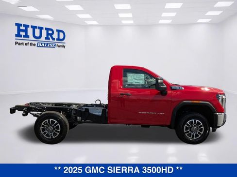 New 2025 GMC Sierra 3500 Pro w/ Convenience Package AWD/4WD image 4
