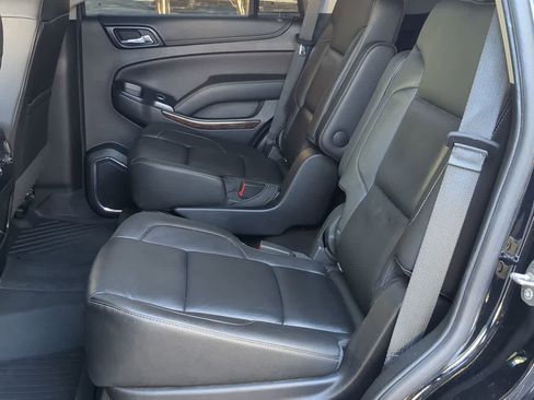 Used 2018 Chevrolet Tahoe LT w/ RST Edition image 18