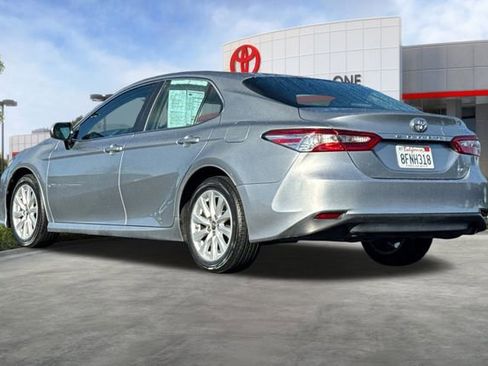 Certified 2018 Toyota Camry LE image 6
