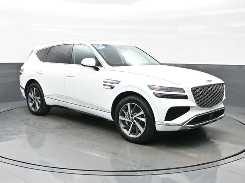 Certified 2025 Genesis GV80 2.5T Advanced image 8