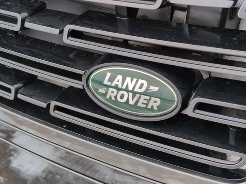 New 2026 Land Rover Range Rover SE image 11