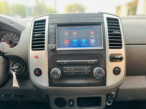 Used 2019 Nissan Frontier SV RWD image 12