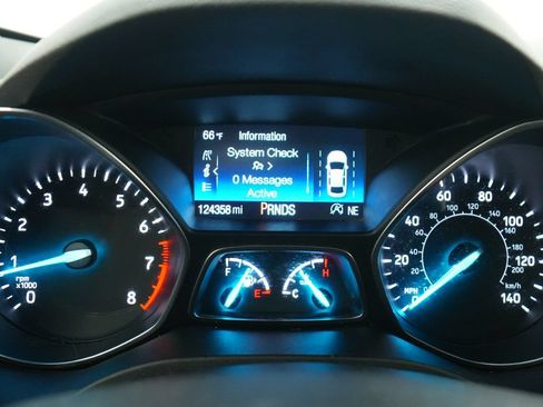 Used 2018 Ford Escape Titanium w/ Ford Safe & Smart Package AWD/4WD image 39