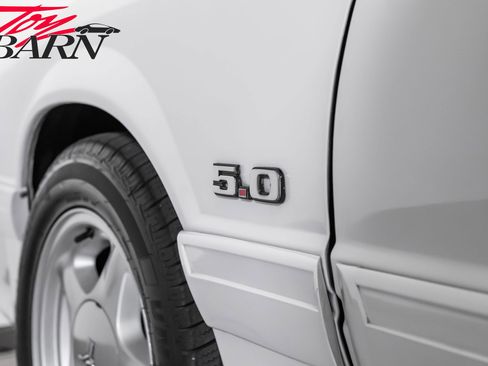 Used 1992 Ford Mustang GT RWD image 27