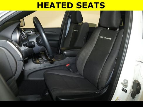 Used 2021 Jeep Grand Cherokee Freedom Edition image 4