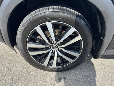 Certified 2024 Nissan Pathfinder Platinum AWD/4WD image 11