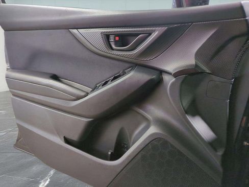 Used 2019 Subaru Crosstrek 2.0i Premium w/ Moonroof Package image 15