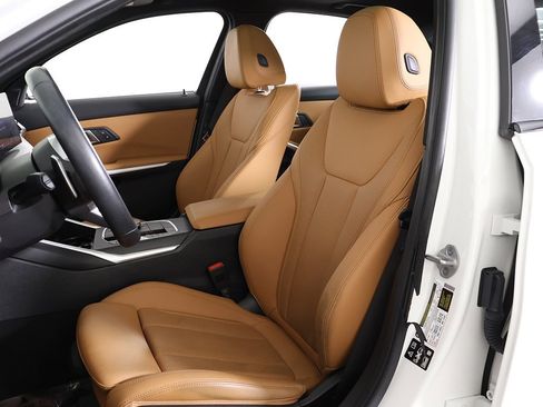 Used 2025 BMW 330i xDrive Sedan w/ M Sport Package image 29