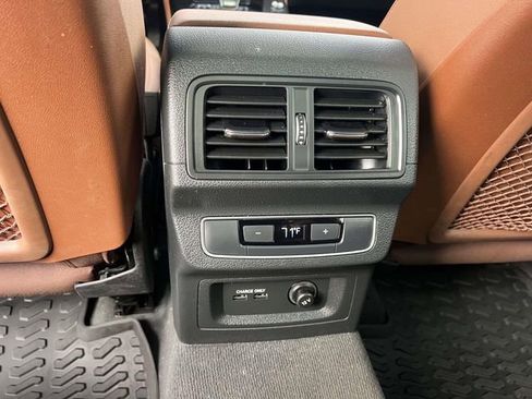 Used 2023 Audi Q5 2.0T Premium Plus w/ Premium Plus Package image 16