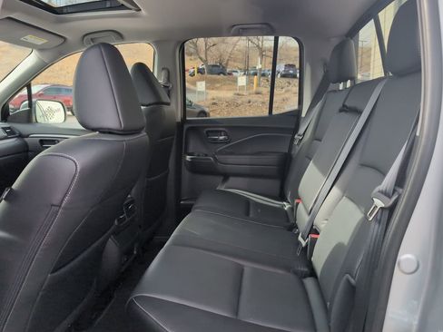 Used 2025 Honda Ridgeline RTL image 13