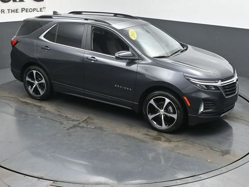 Used 2023 Chevrolet Equinox LT image 48