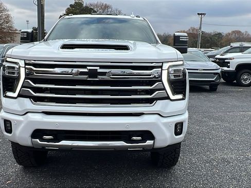 New 2025 Chevrolet Silverado 2500 High Country w/ High Country Premium Package image 2