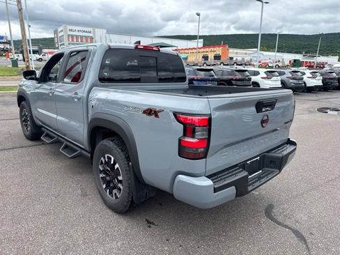 Used 2024 Nissan Frontier PRO-4X w/ Technology Package AWD/4WD image 7