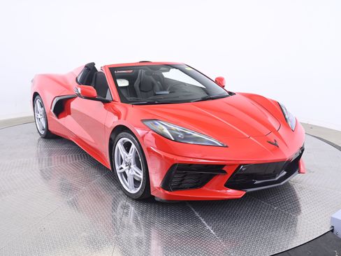 Used 2024 Chevrolet Corvette Stingray Preferred Conv w/ Battery Protection Package RWD image 9