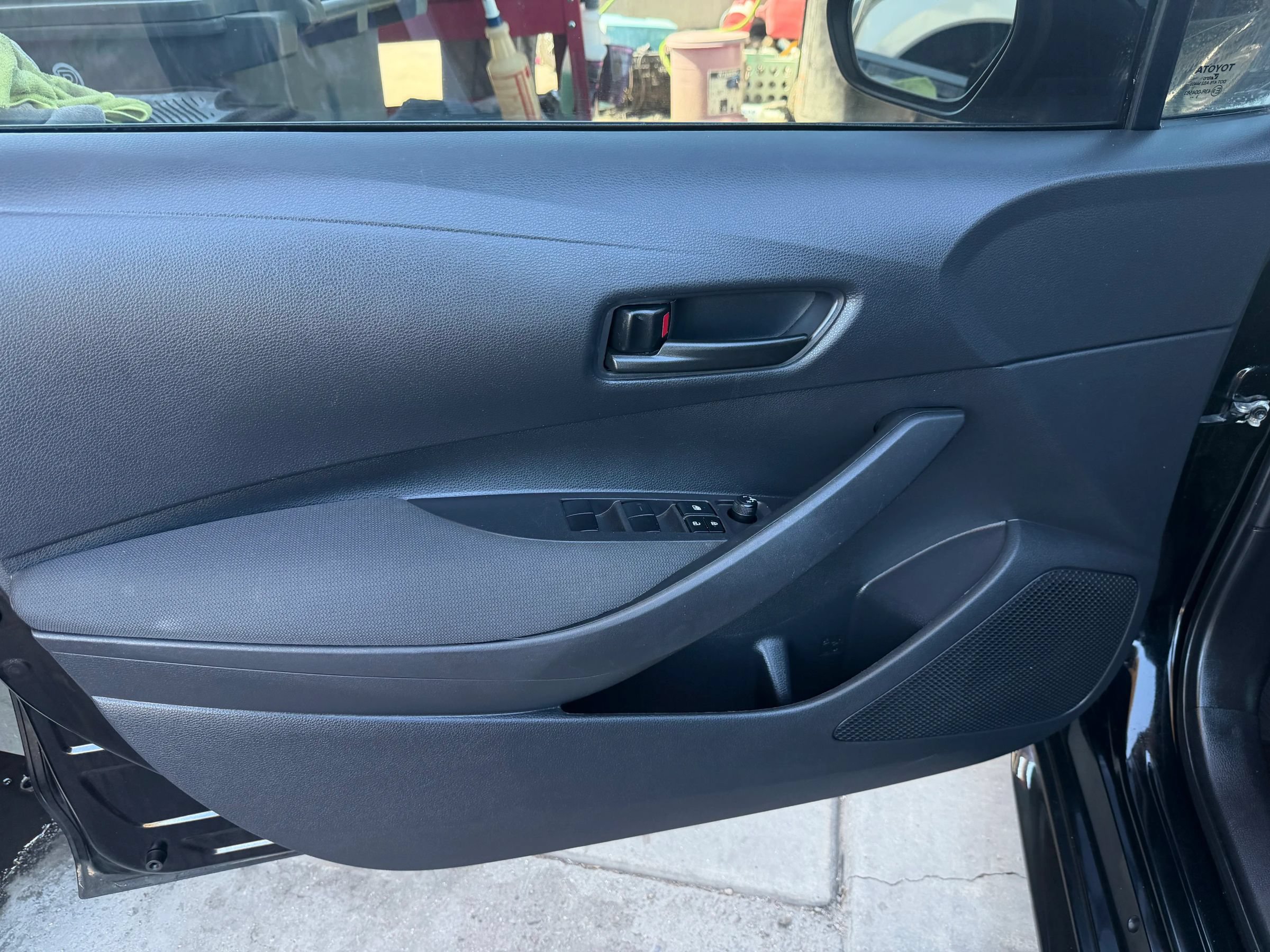 Used 2024 Toyota Corolla LE FWD image 10