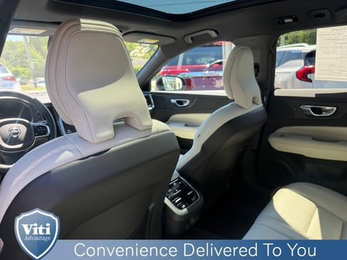 Certified 2025 Volvo V60 B5 Cross Country Ultra w/ Protection Package Premier AWD/4WD image 21