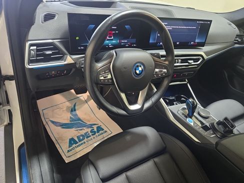Used 2023 BMW i4 eDrive40 w/ Premium Package RWD image 8
