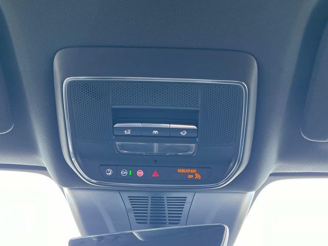 New 2025 Chevrolet Blazer EV RS RWD image 34