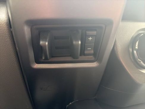 Used 2019 Ford F350 XLT w/ XLT Premium Package AWD/4WD image 23