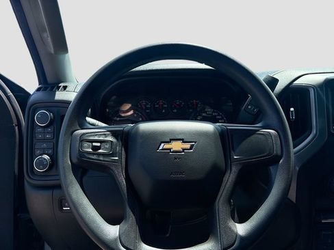 Used 2020 Chevrolet Silverado 1500 Custom w/ Custom Value Package AWD/4WD image 11