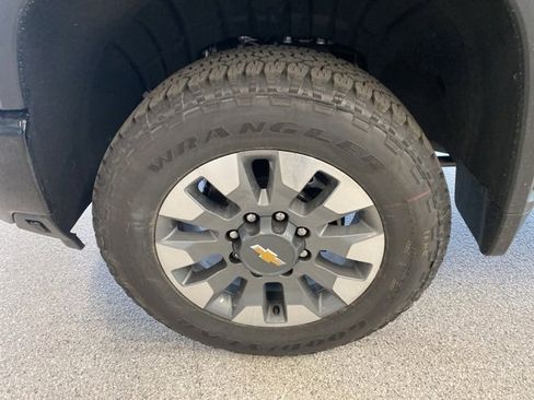 New 2026 Chevrolet Silverado 2500 Custom w/ Custom Value Package image 10