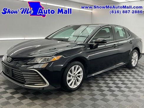 Used 2023 Toyota Camry LE FWD image 1