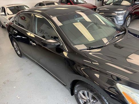 Used 2015 Nissan Altima 2.5 S w/ Special Edition Package image 4