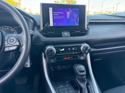 Used 2024 Toyota RAV4 LE image 17