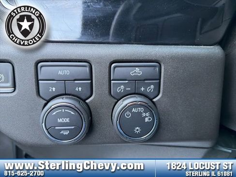 Used 2024 Chevrolet Silverado 1500 LT image 17
