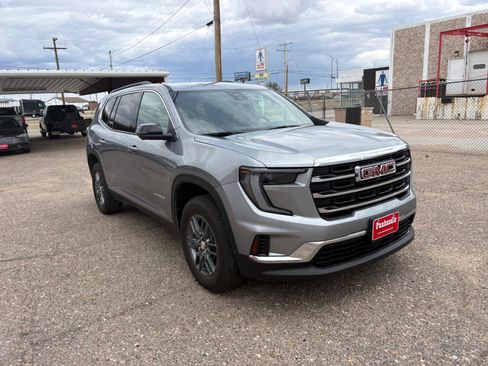 Used 2025 GMC Acadia Elevation AWD/4WD image 7