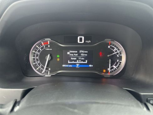 Used 2016 Honda Pilot Touring image 21