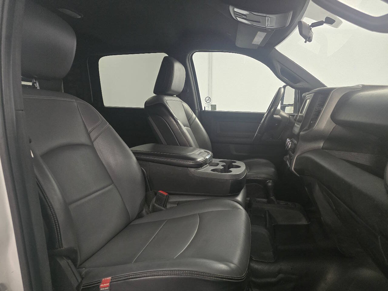Used 2023 RAM 2500 Tradesman AWD/4WD image 15
