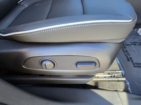 Used 2026 Buick Encore GX Avenir w/ Avenir Convenience Package image 13