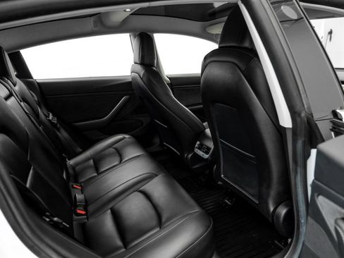 Used 2019 Tesla Model 3 Long Range RWD image 31