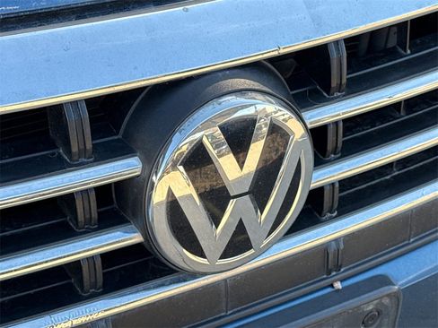 Used 2019 Volkswagen Jetta S w/ Driver Assistance Package image 10