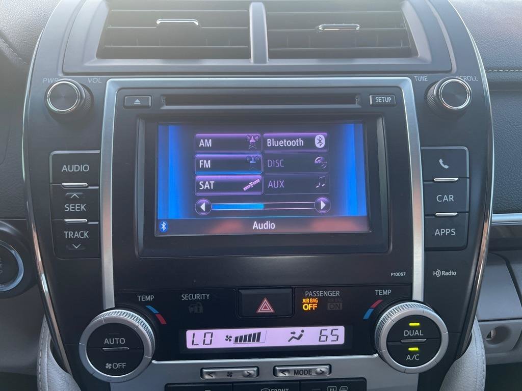 Used 2012 Toyota Camry XLE w/ Leather Pkg FWD image 24