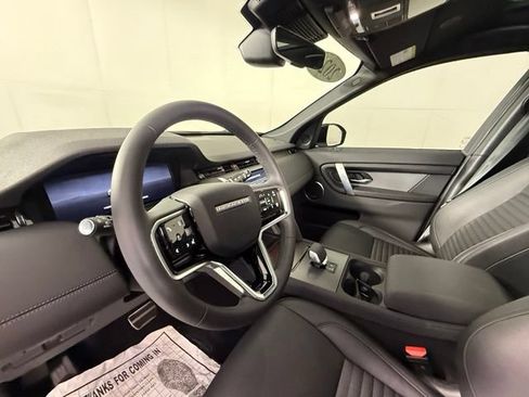 Used 2026 Land Rover Discovery Sport Landmark AWD/4WD image 16
