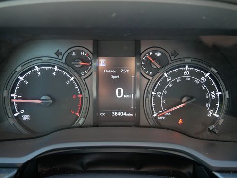 Certified 2024 Toyota 4Runner SR5 Premium image 22