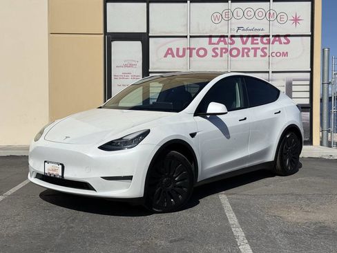 Used 2021 Tesla Model Y Long Range AWD/4WD image 4