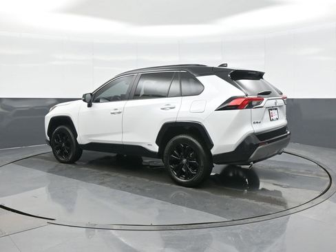 Used 2025 Toyota RAV4 XSE image 5