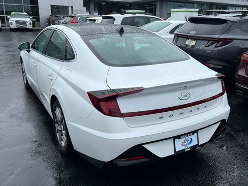 Certified 2021 Hyundai Sonata SEL w/ Convenience Package FWD image 9