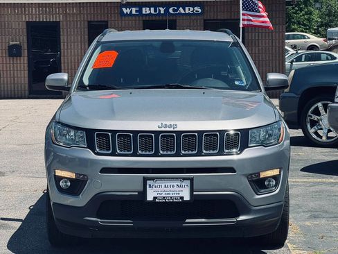 Used 2019 Jeep Compass Latitude w/ Cold Weather Group AWD/4WD image 8