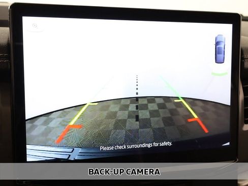 Used 2024 Ford Expedition Max XLT image 6