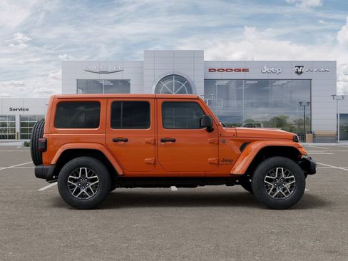 New 2025 Jeep Wrangler Unlimited Sahara AWD/4WD image 21