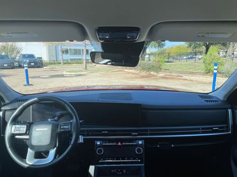 Used 2025 Hyundai Santa Fe SEL image 32